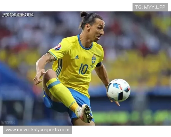 全球足球球星联系方式全汇总 轻松获取各大球员私人号码与社交媒体账号